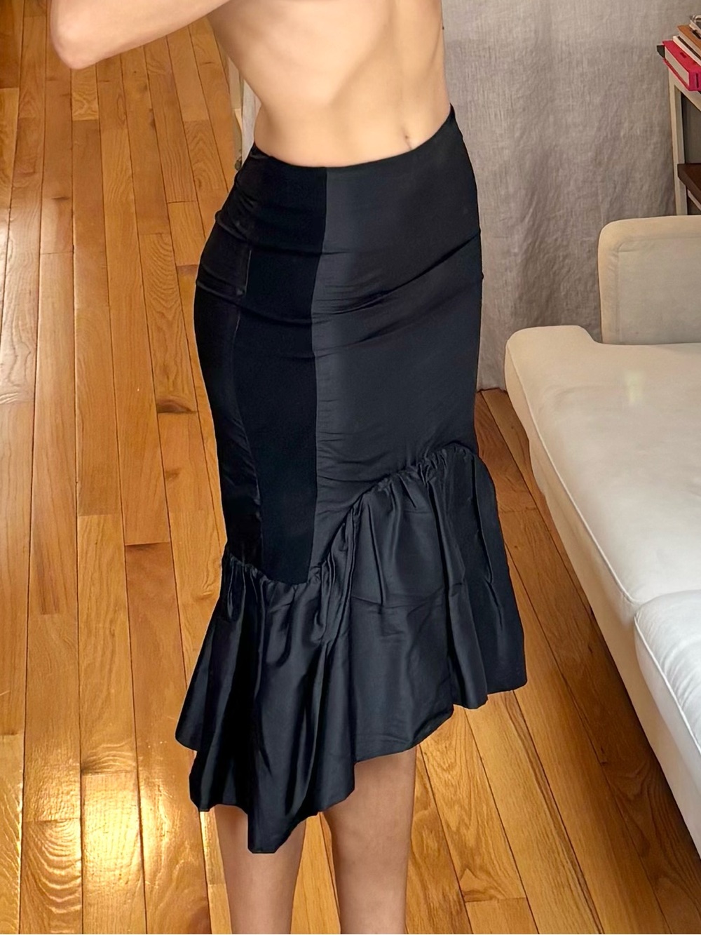 NWT - TWINSET MILANO Black Fishtail Skirt